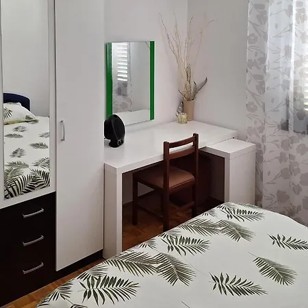 Apartment 2 Bedroom Amazing In *